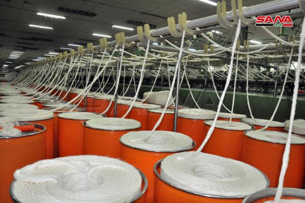 الخيوط القطنية باللاذقية تحقق قفزات إنتاجية وتصدر 144 طناً للأسواق الخارجية